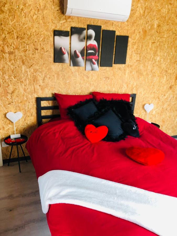 Mini Love Room Jacuzzi Privatif Urimenil Zewnętrze zdjęcie