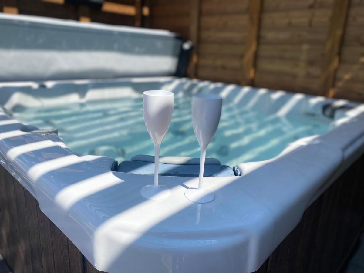Mini Love Room Jacuzzi Privatif Urimenil Zewnętrze zdjęcie