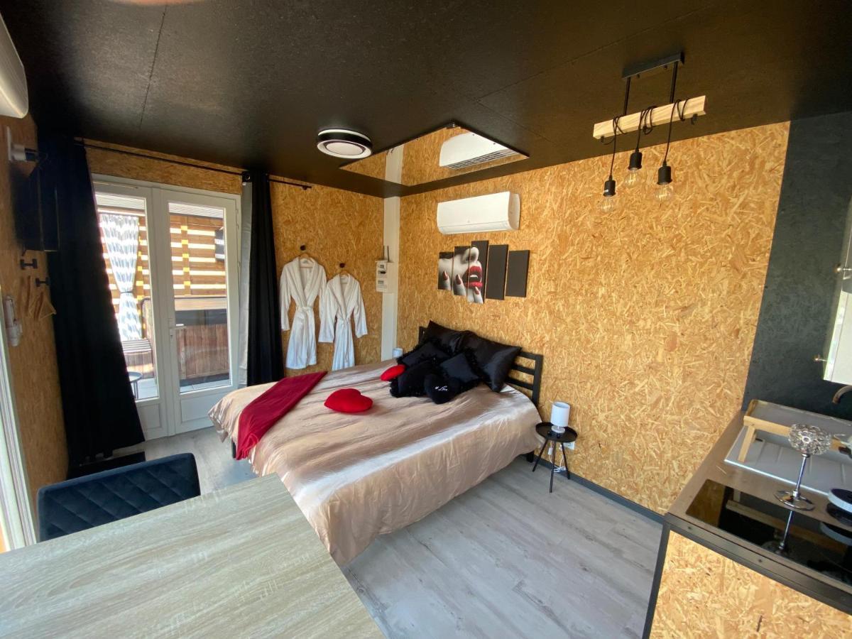 Mini Love Room Jacuzzi Privatif Urimenil Zewnętrze zdjęcie