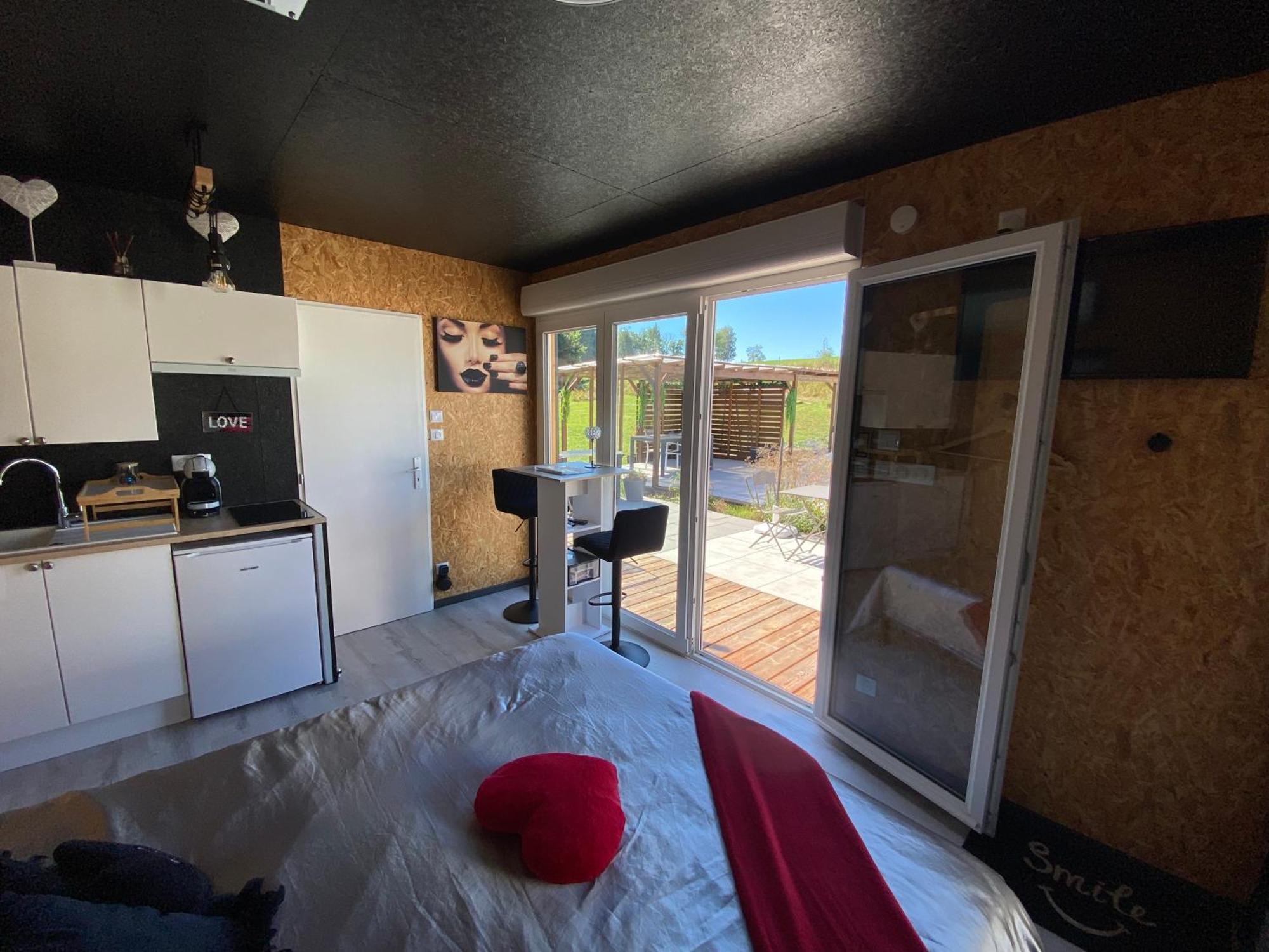 Mini Love Room Jacuzzi Privatif Urimenil Zewnętrze zdjęcie